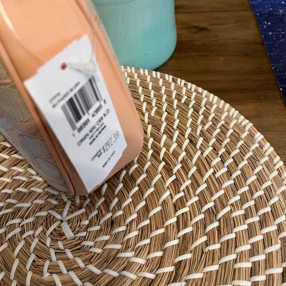 New Coach Pebbled Signature Hobo Bag in Peach - Picture 10 of 16